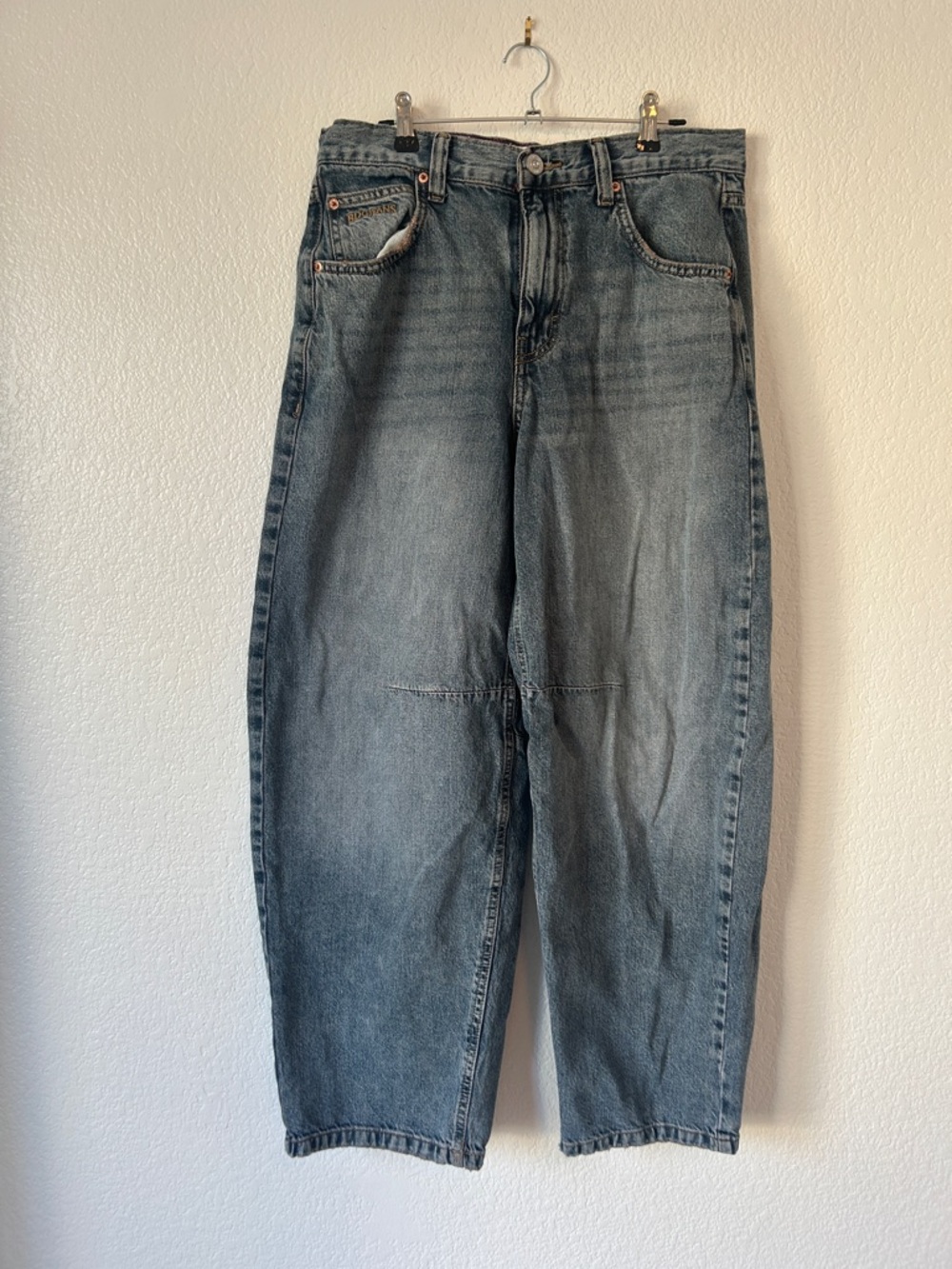 BDG Wide Leg Flare Jeans in Washed Blue